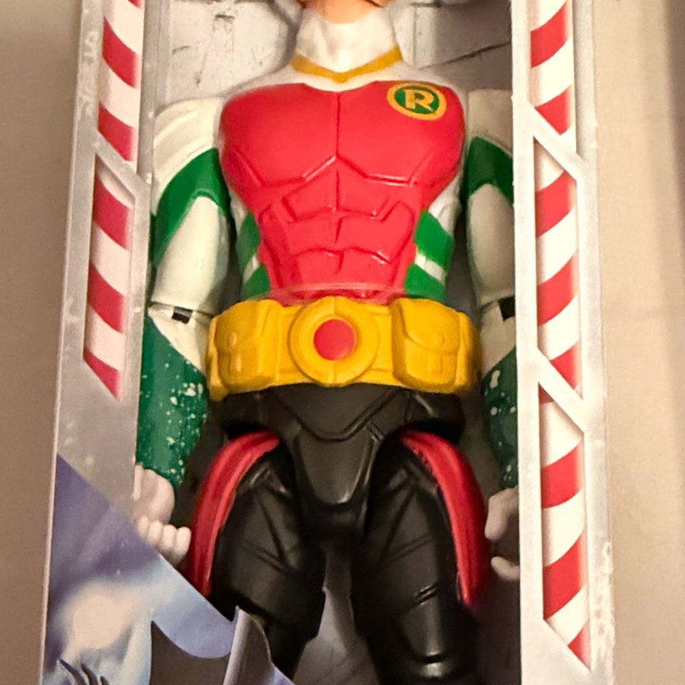 DC Comics Robin and Superman Holiday Action Figures - Red, Green, Blue - Picture 12 of 17